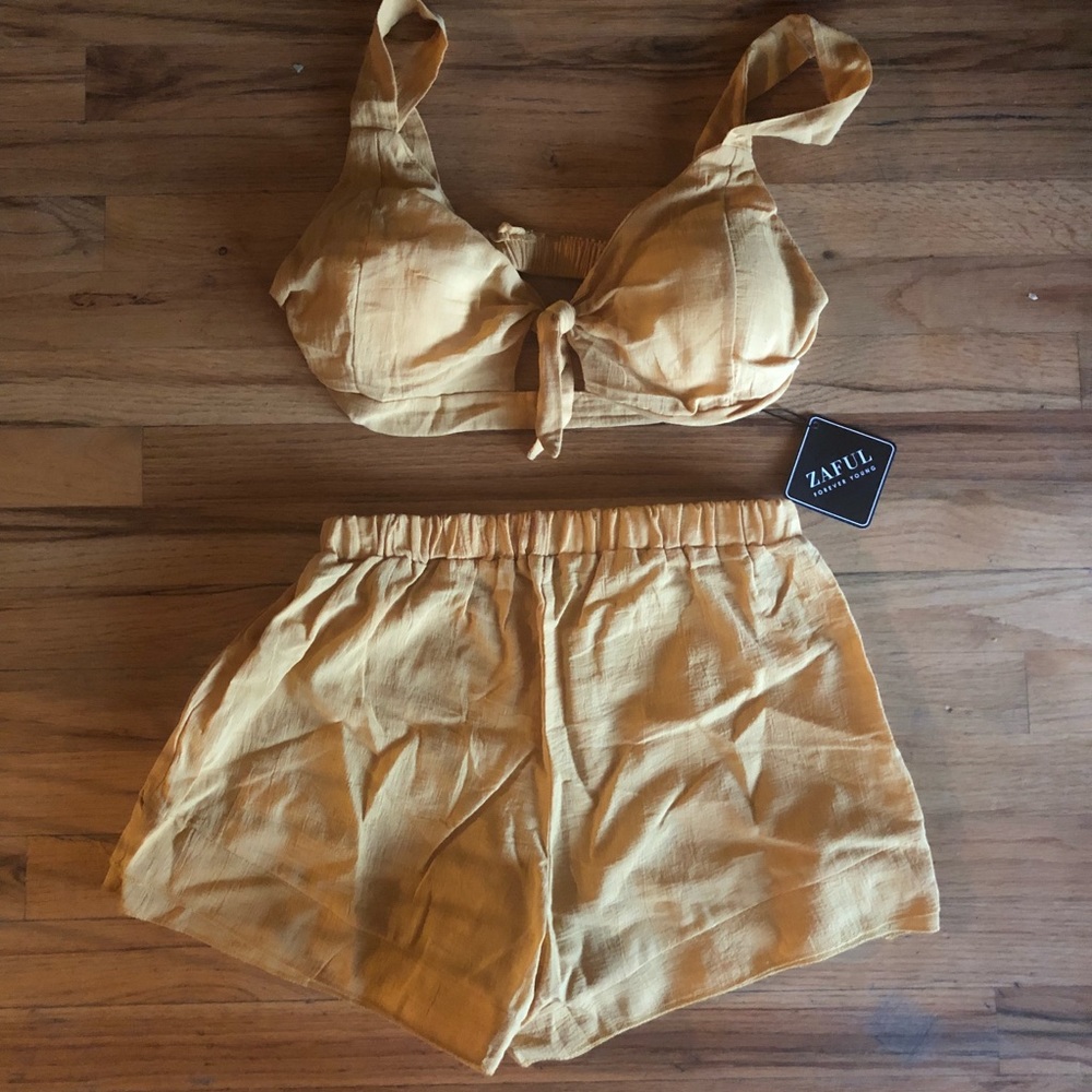 Mustard Yellow Play Set